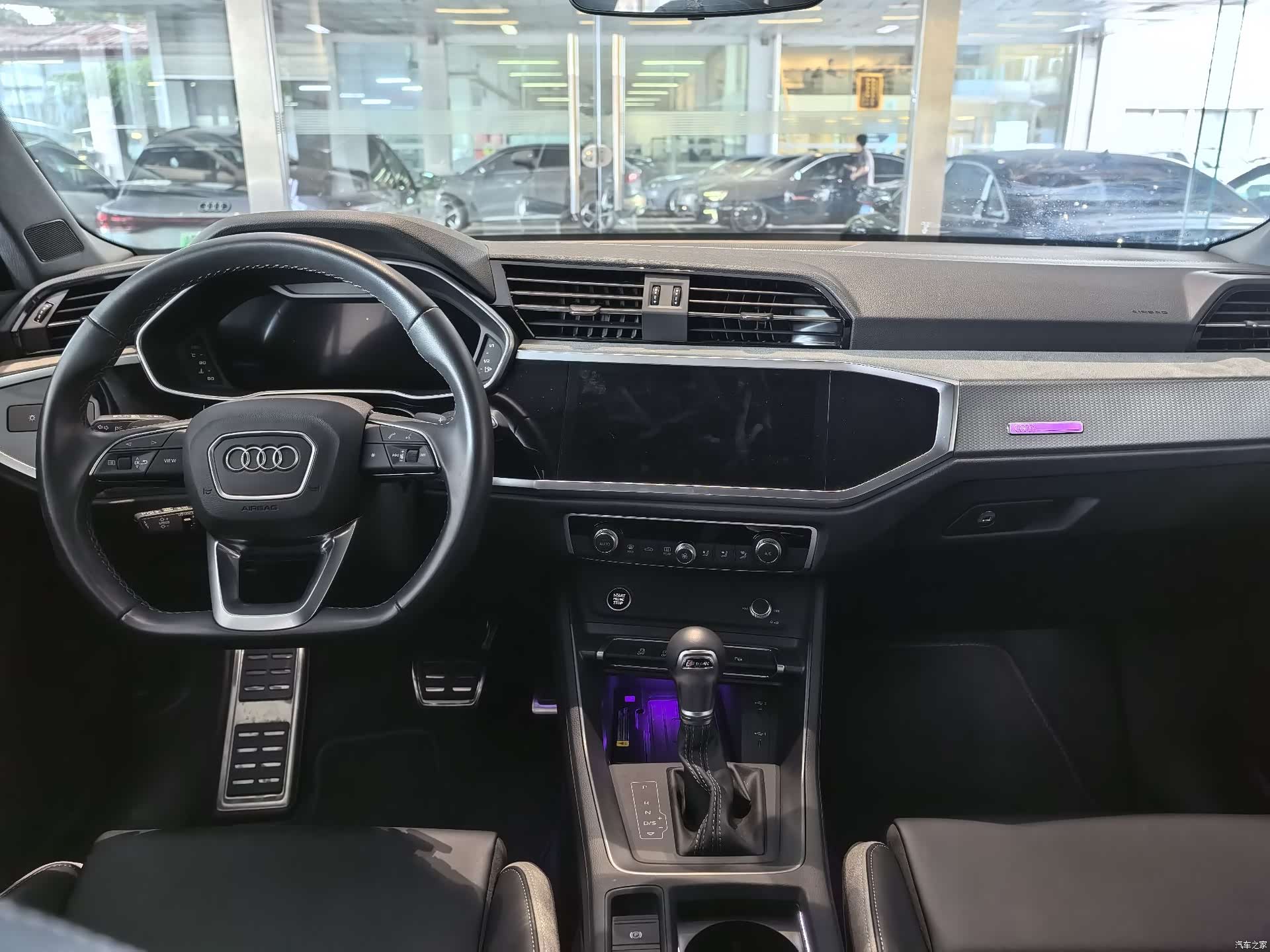 Audi Q3, 2024 9