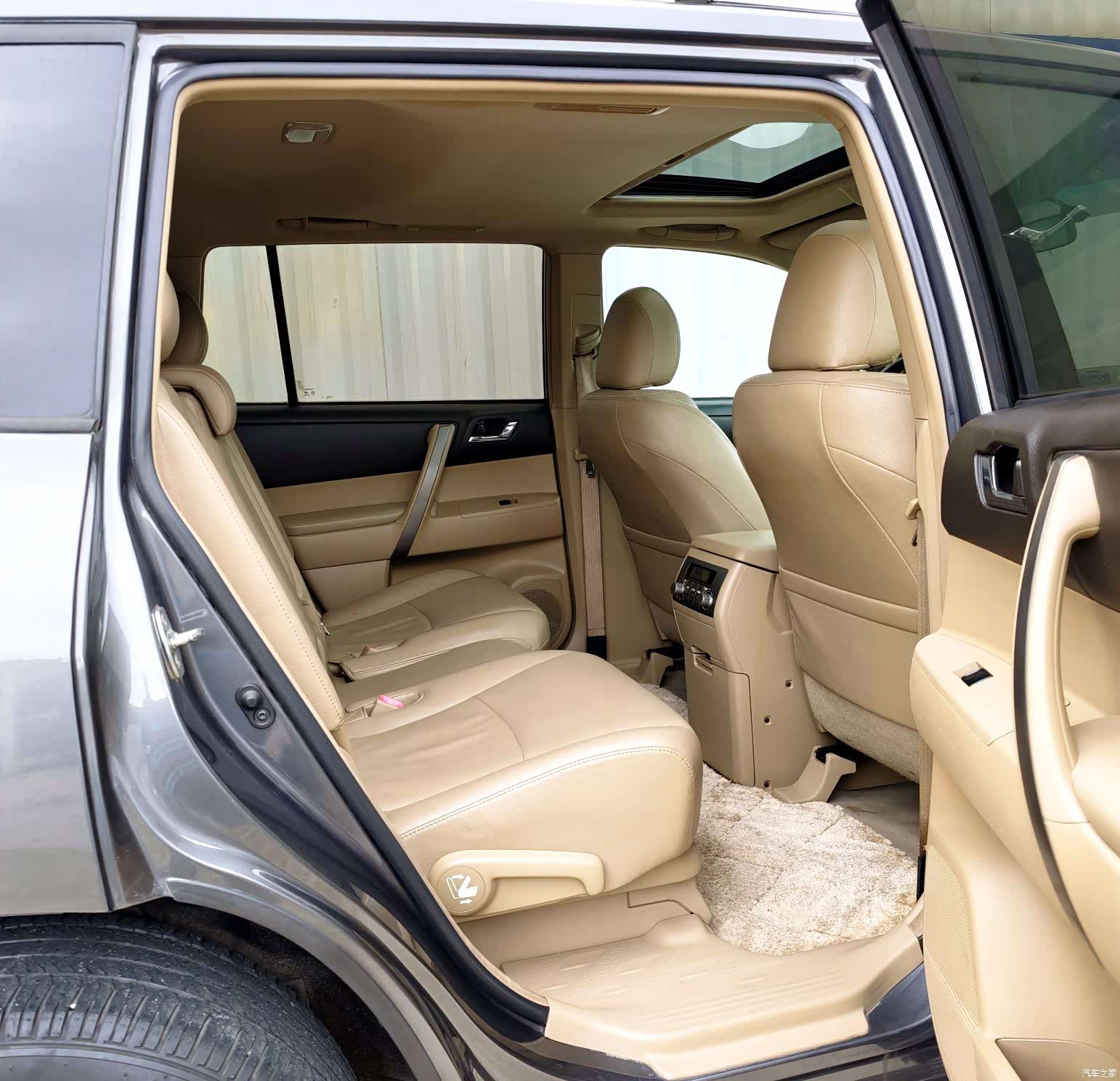 Toyota Highlander, 2012 10
