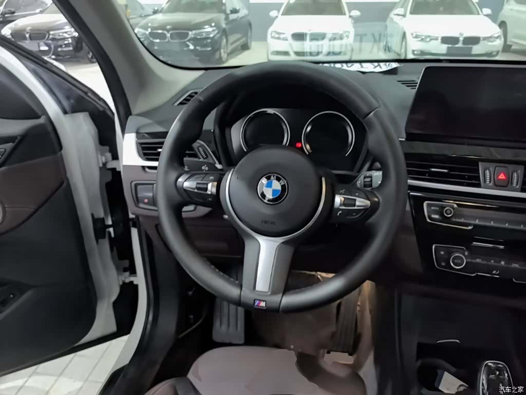 BMW X1, 2020 11