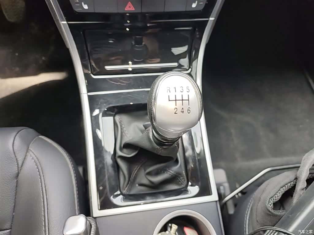 Haval H2, 2015 14