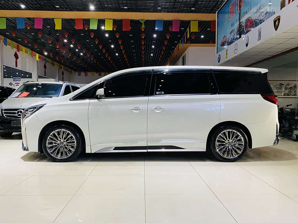 Trumpchi Trumpchi M8