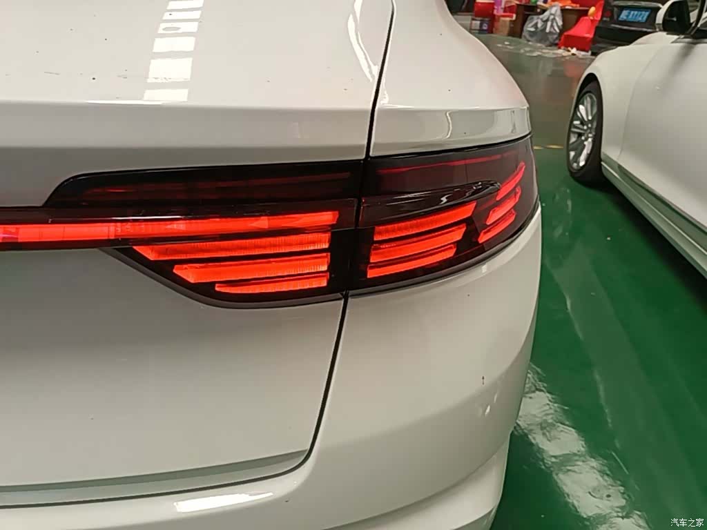 Geely Preface, 2023 8