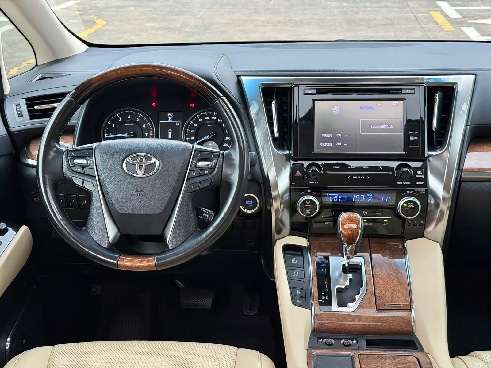 Toyota Alphard, 2017 12