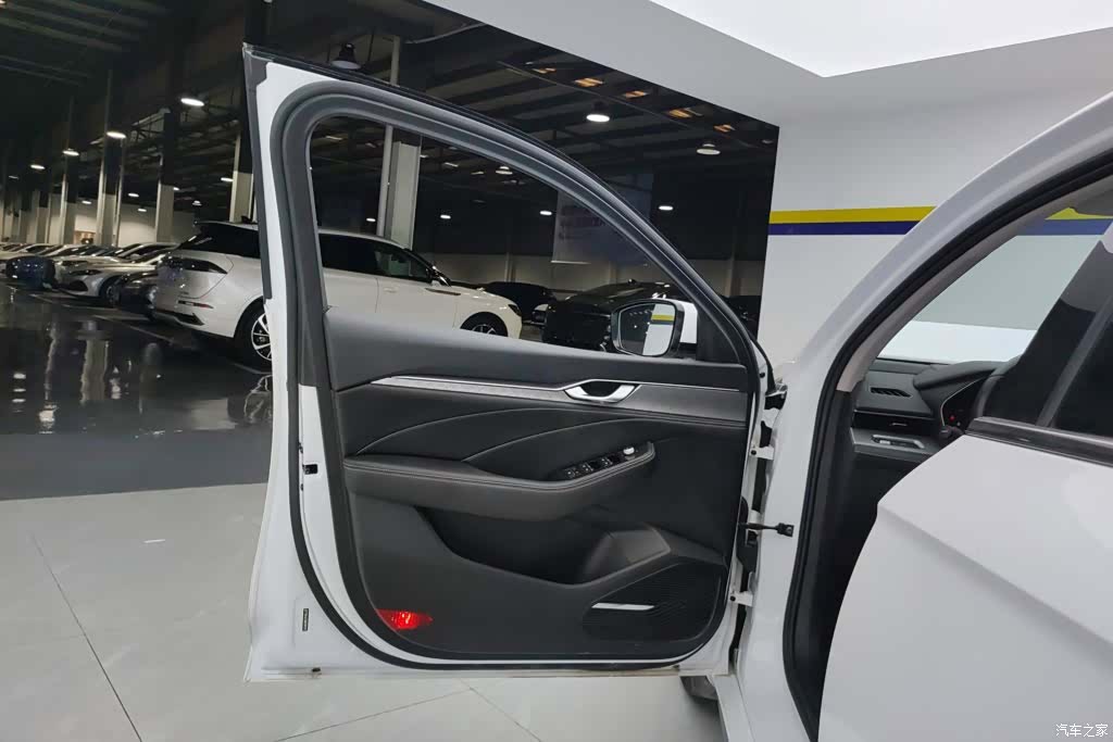 Geely Preface, 2021 7