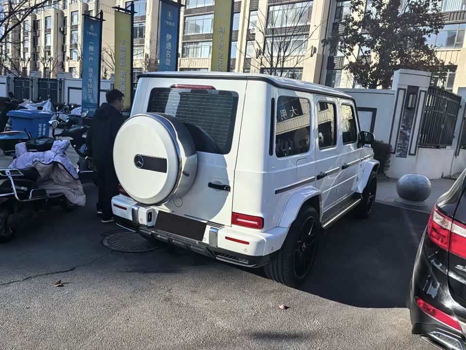 Mercedes-Benz G-class