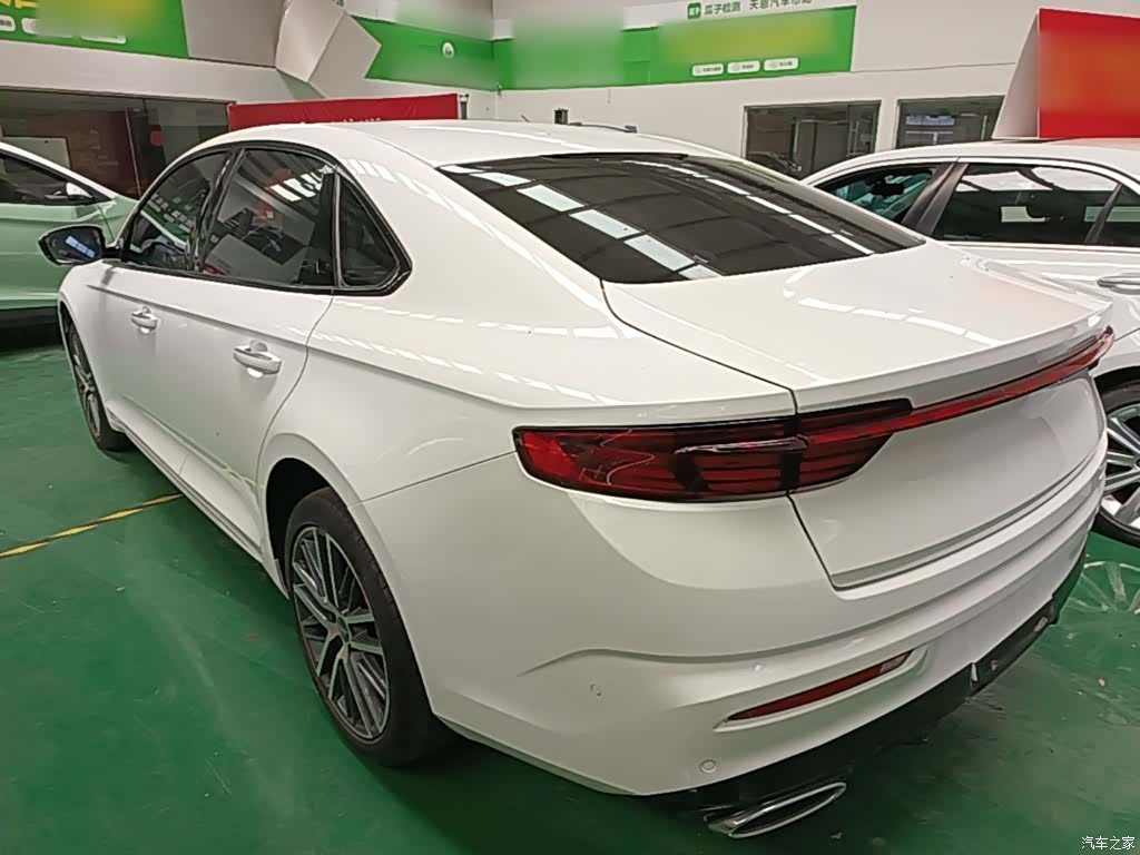 Geely Preface, 2023 все фото