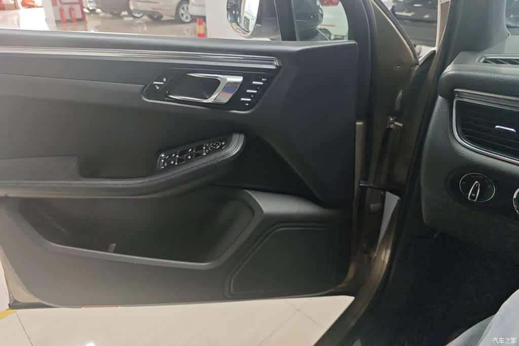 Porsche Macan, 2015 7