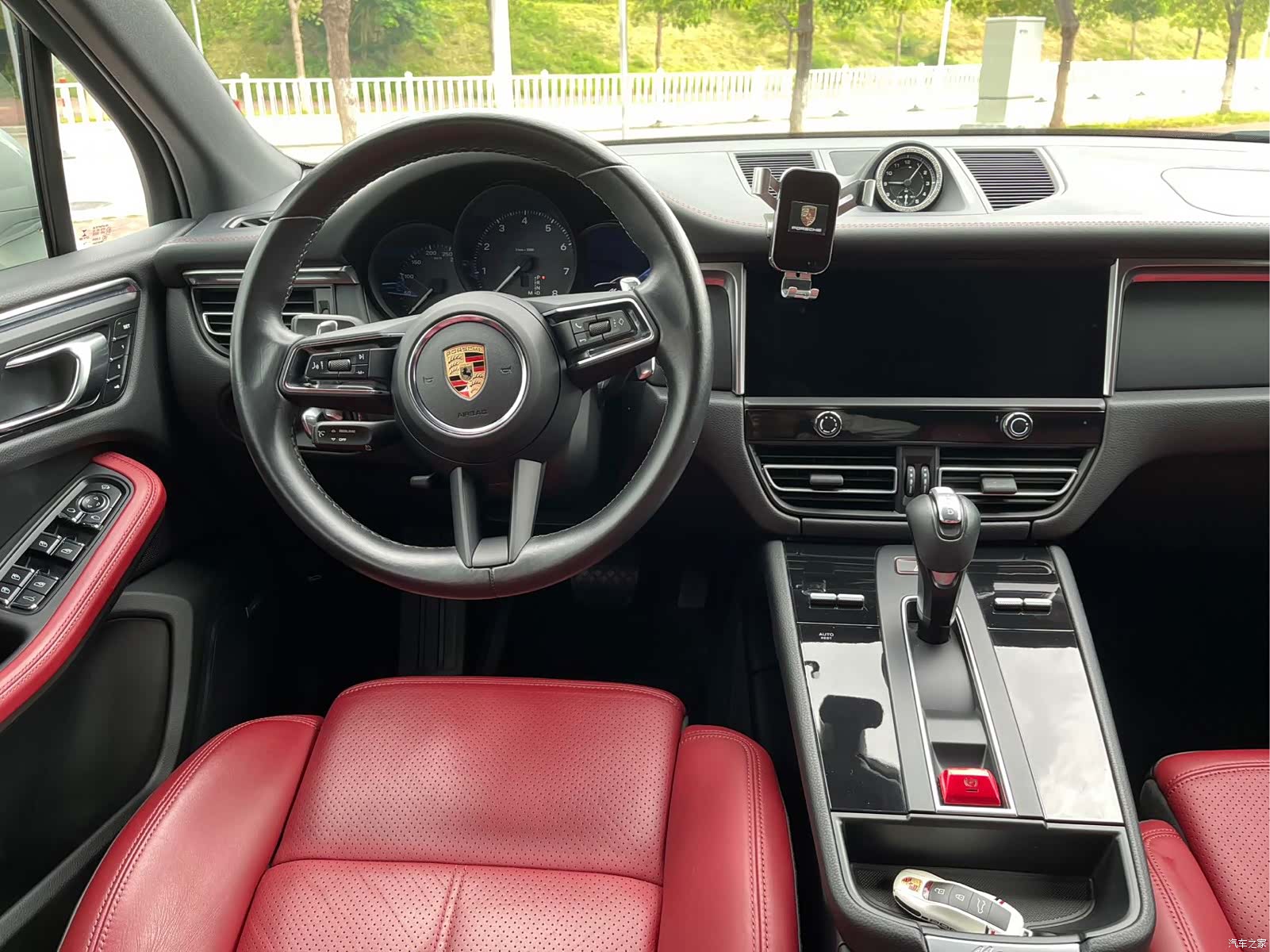 Porsche Macan, 2023 6