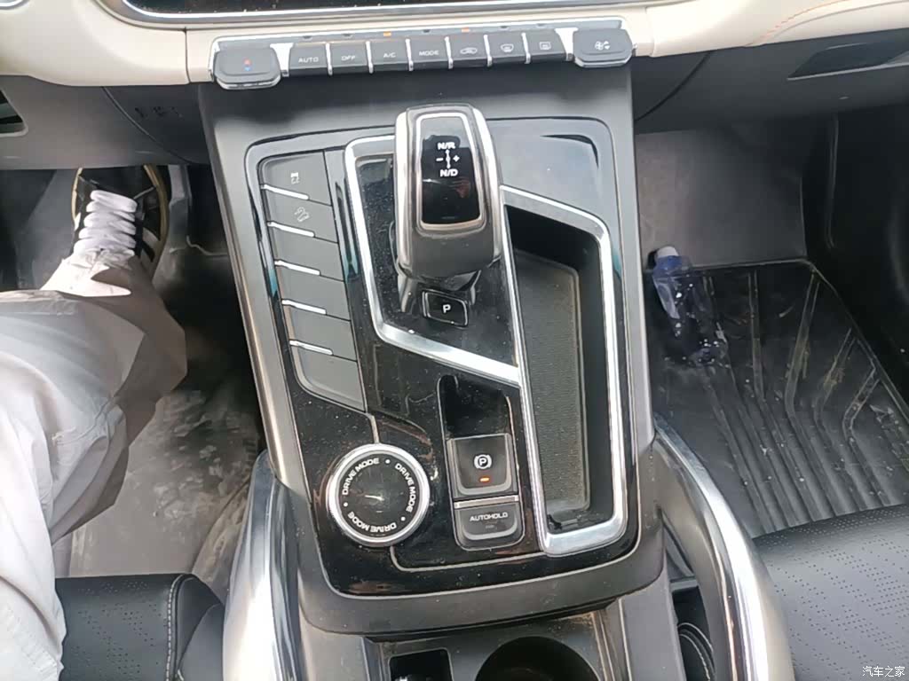 Geely Boyue, 2021 14