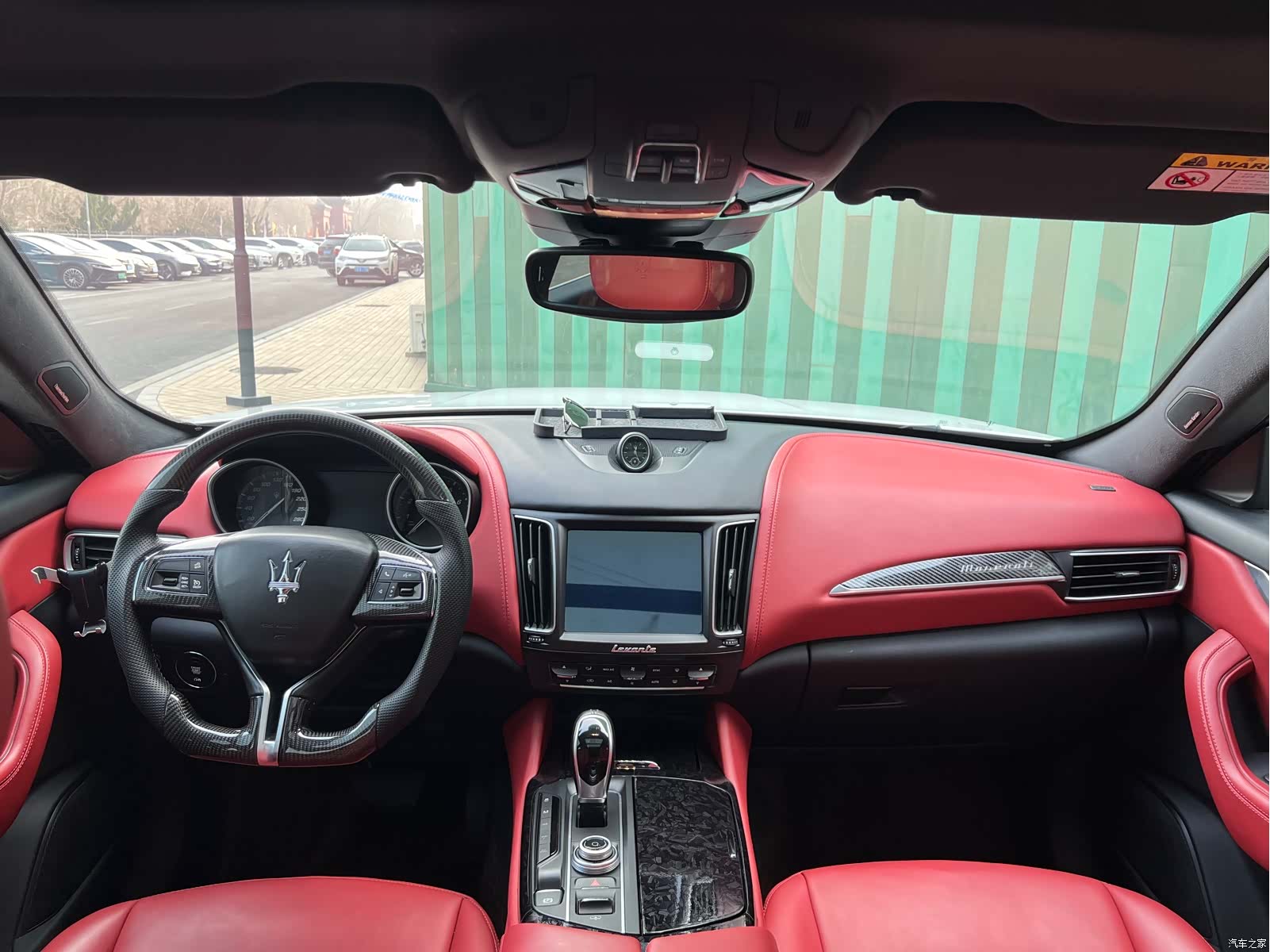 Maserati Levante, 2018 11