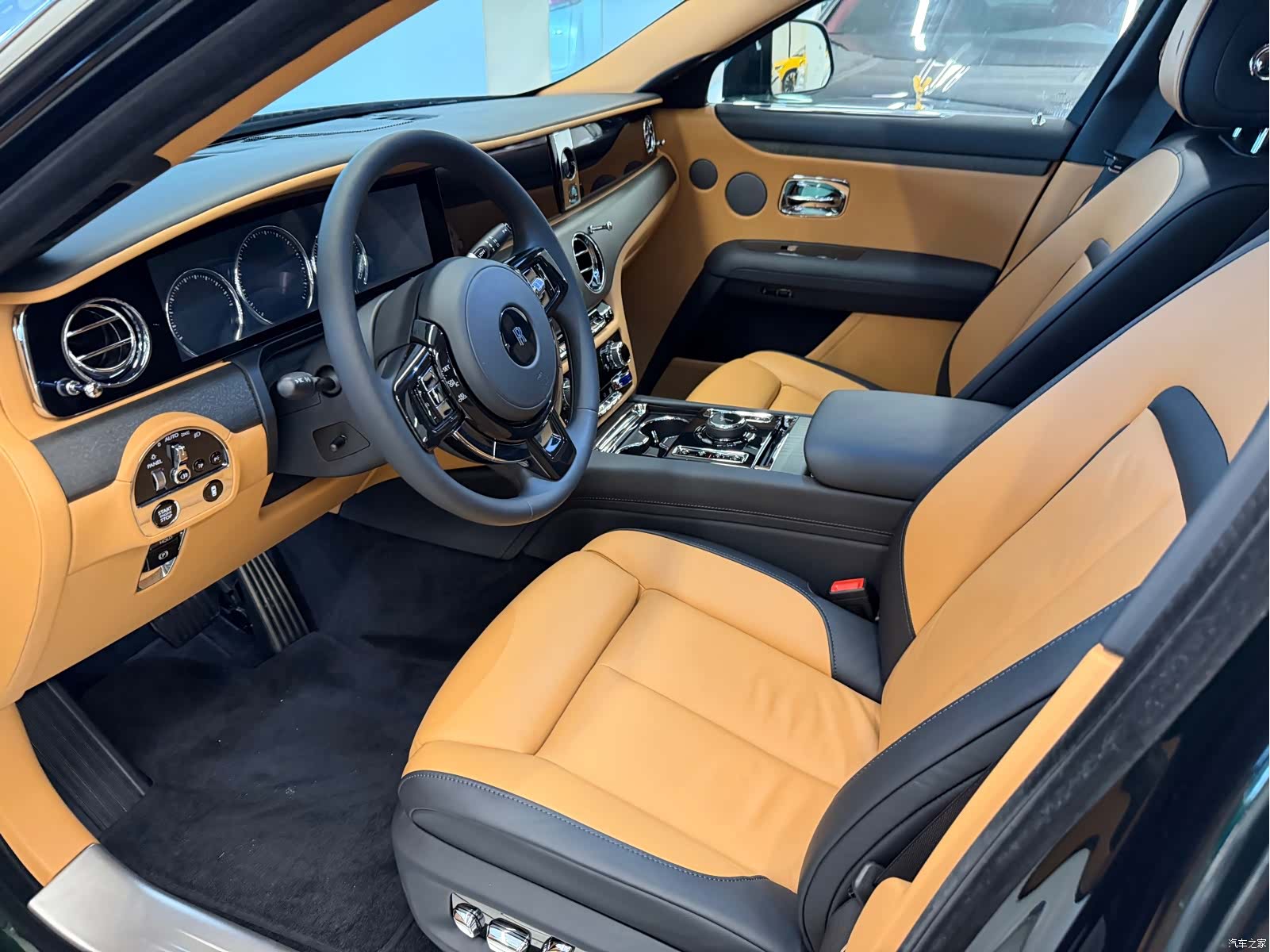 Rolls-Royce Ghost, 2021 3