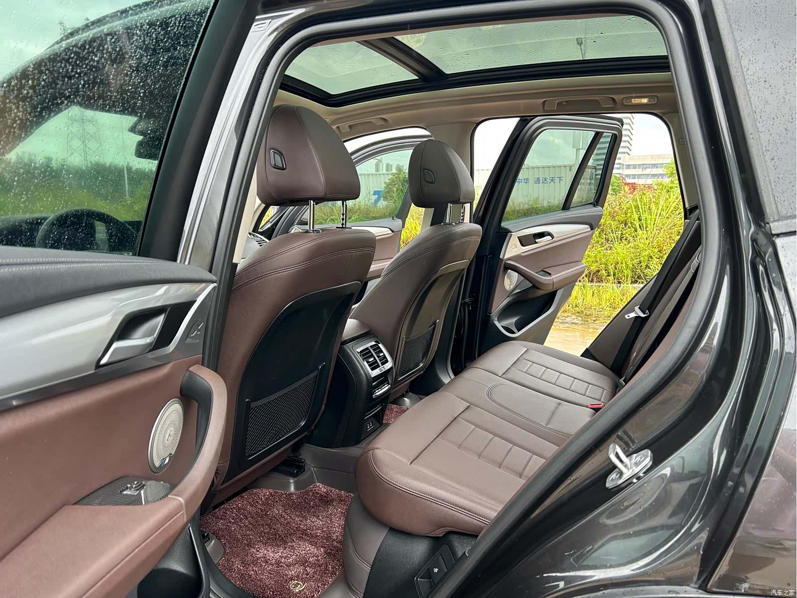 BMW iX3, 2021 8