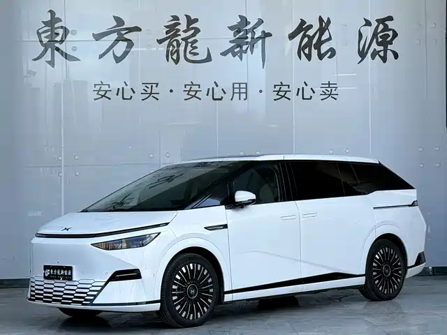 XPeng X9 2025 — купить из Китая под заказ
