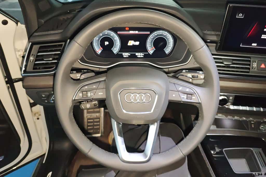 Audi Q5L, 2024 15