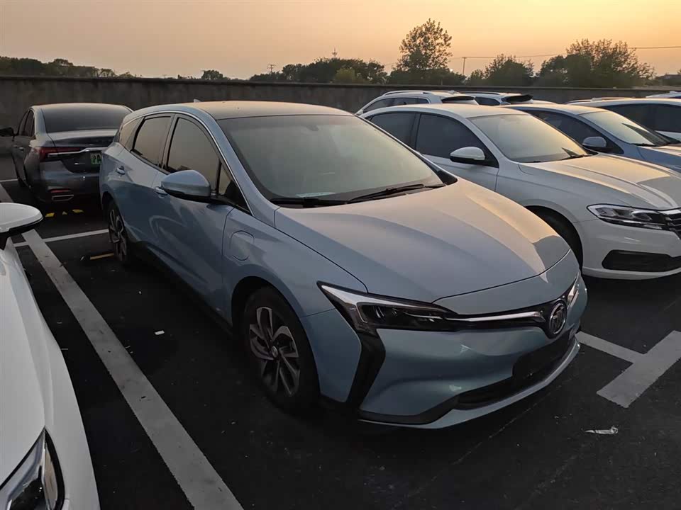 Buick Slightly blue 6