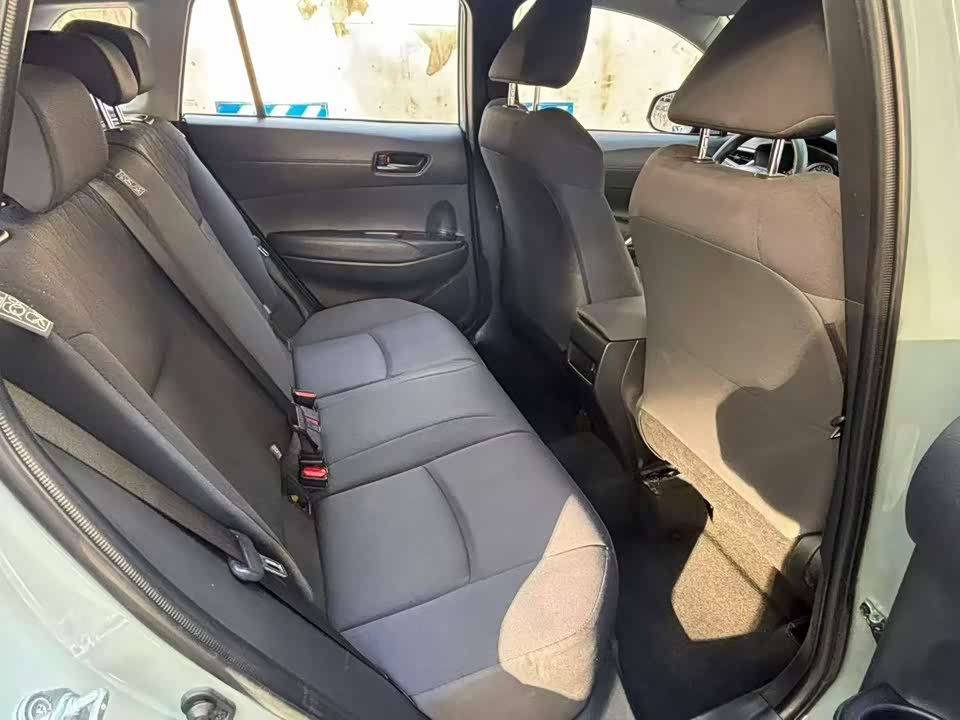 Toyota Corolla Sharp amplifier