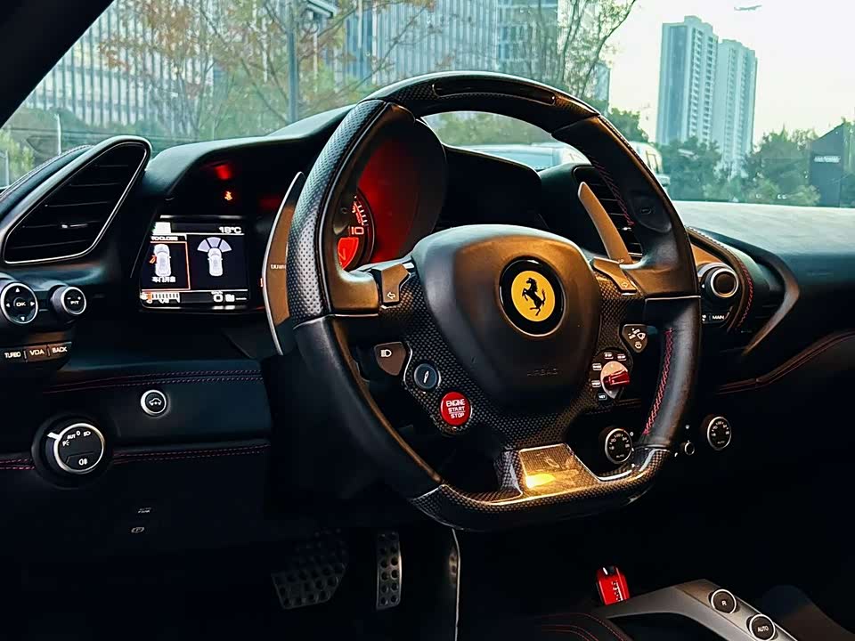 Ferrari 488