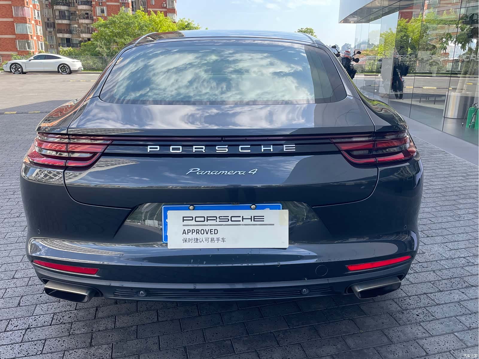 Porsche Panamera, 2018 11