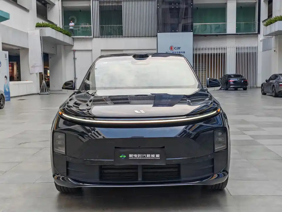 Li Auto Ideal L6