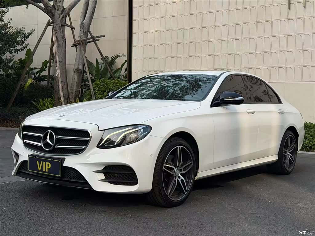 Mercedes-Benz E-Class, 2017 1