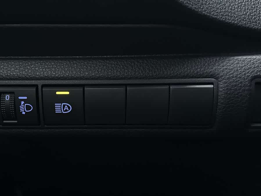 Toyota Corolla 2022, фото 18