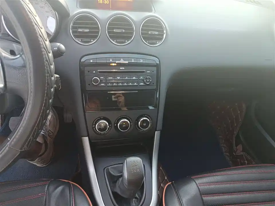 Peugeot 408 Peugeot 408