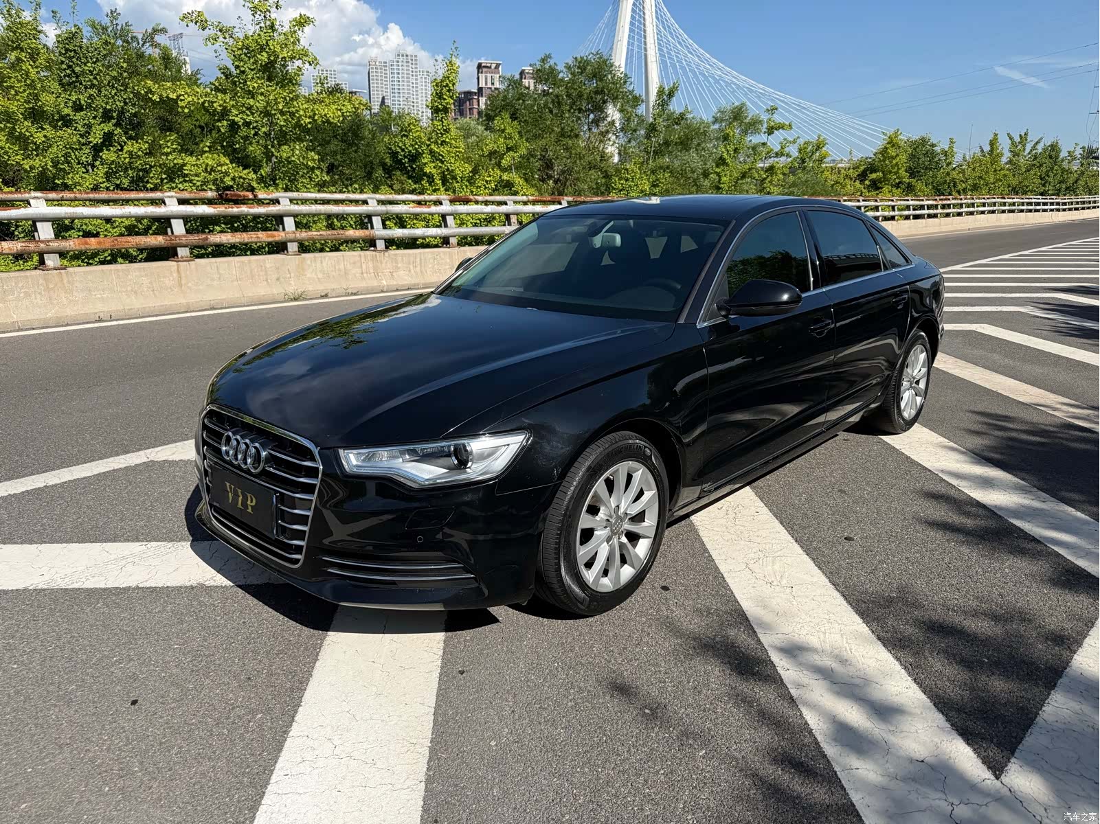 Audi A6L, 2012 1