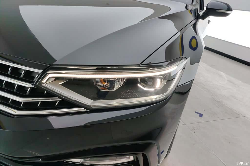 Volkswagen Magotan, 2024 все фото