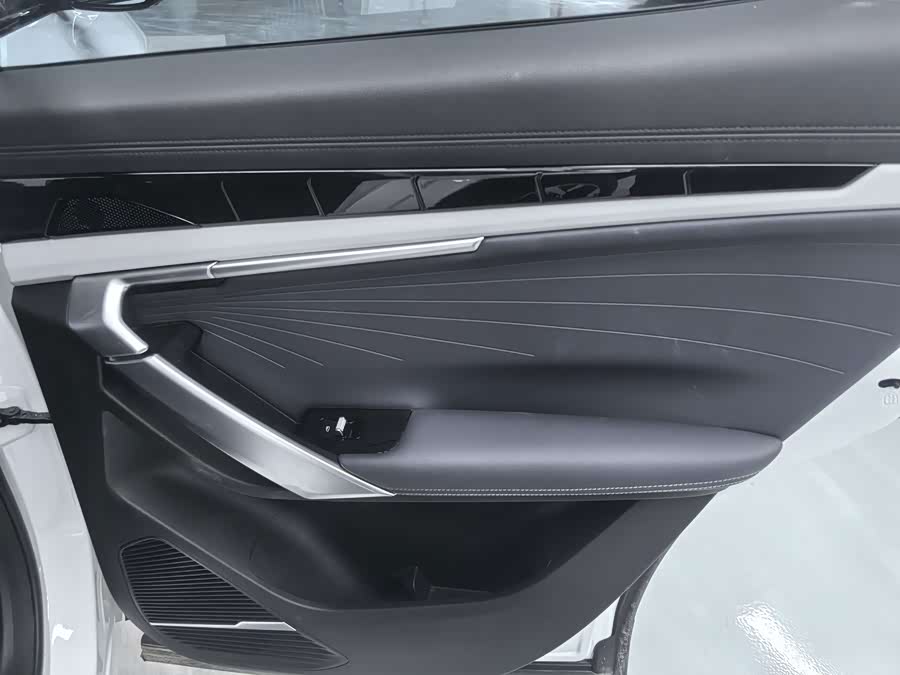 Geely Atlas L 2025, фото 12