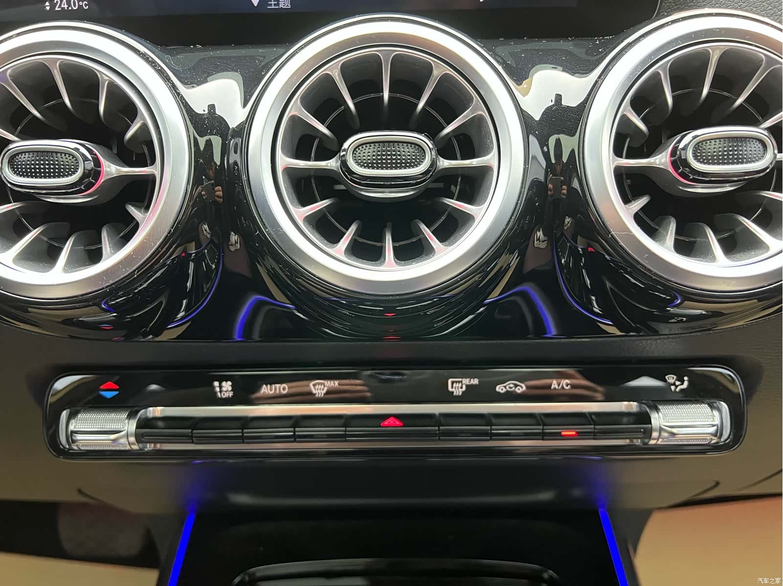 Mercedes-Benz GLA, 2022 22