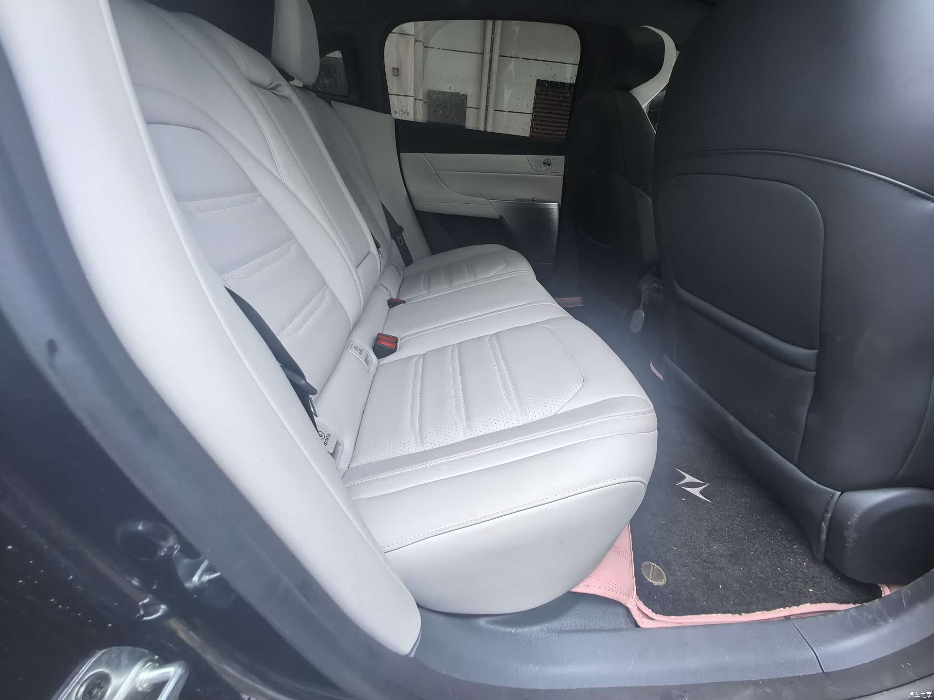 DongFeng eπ007, 2024 13