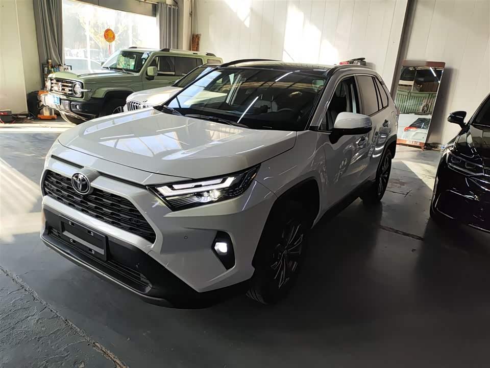 Toyota RAV4 Rongfang