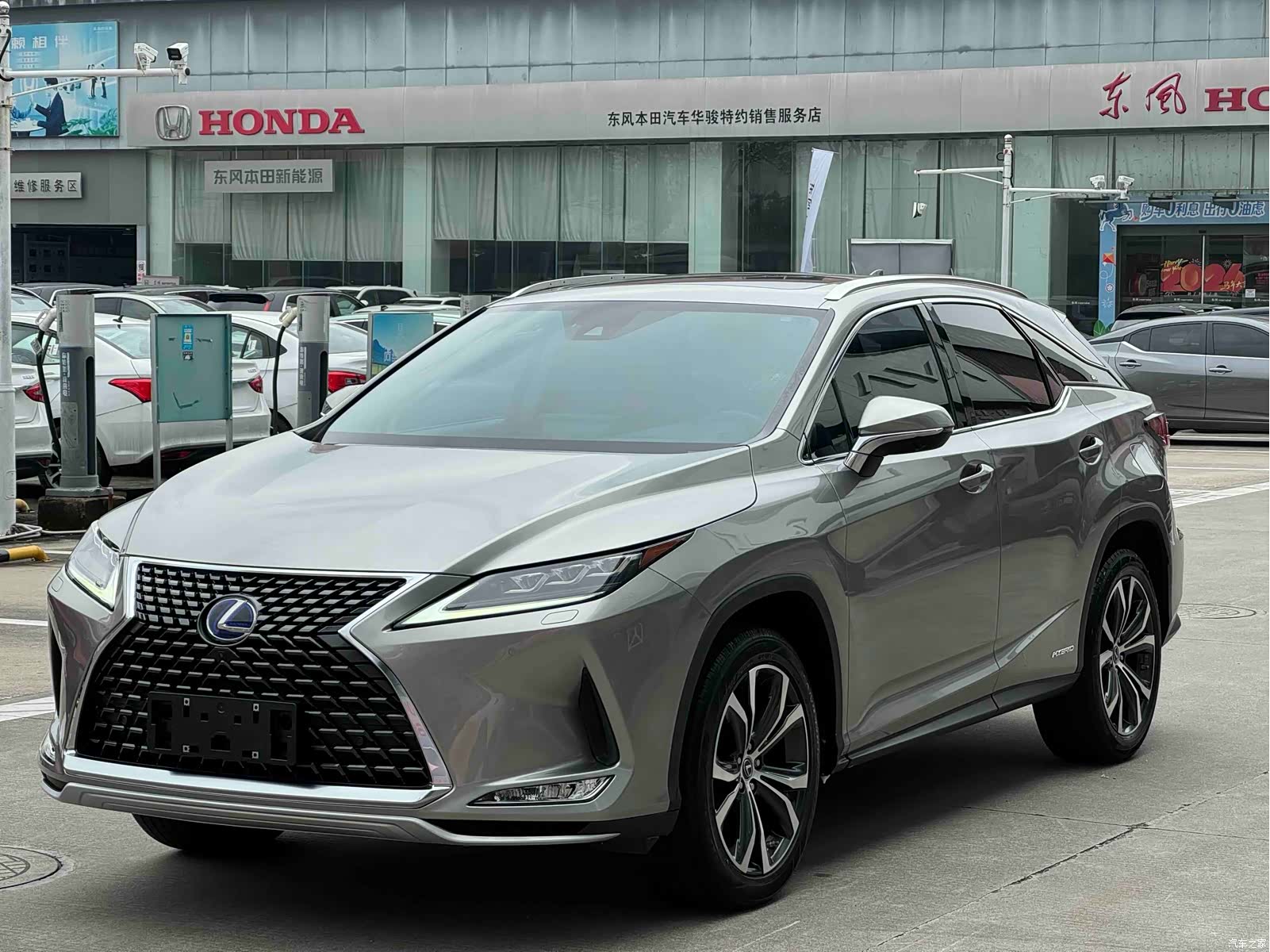 Lexus RX, 2021 3