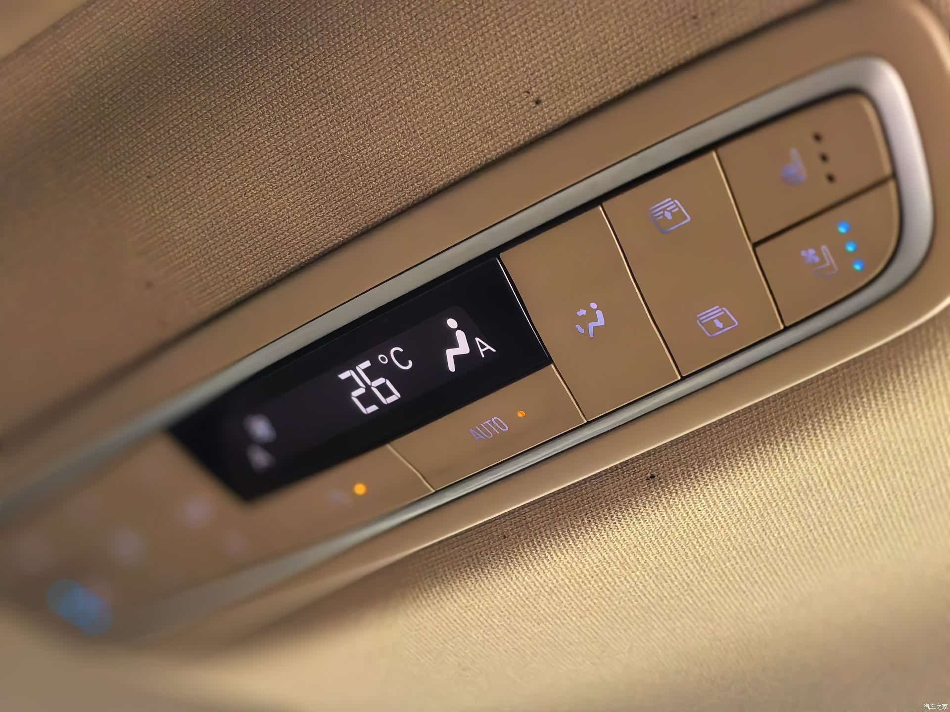 Buick GL8, 2019 16