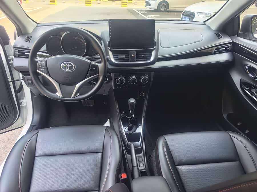Toyota YARiS L 2023, фото 12