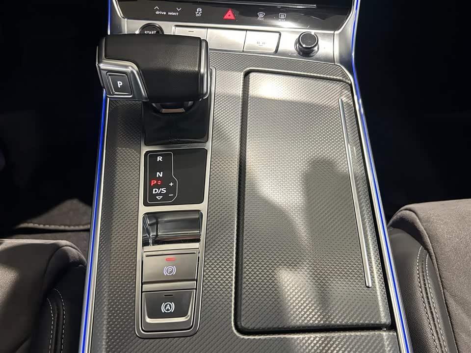 Audi A6L Audi A6L