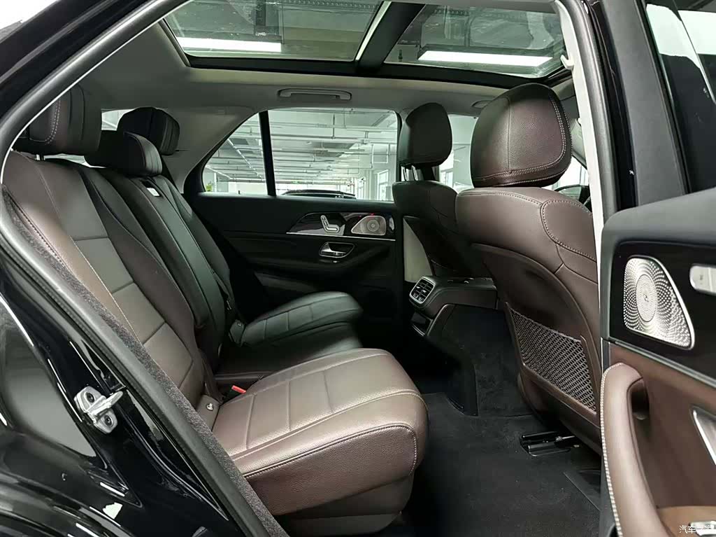 Mercedes-Benz GLE, 2022 15