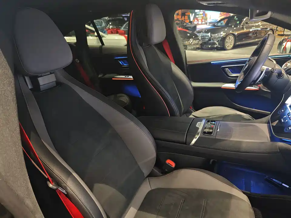 Mercedes-Benz EQE AMG