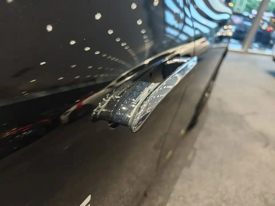 Mercedes-Benz EQE AMG