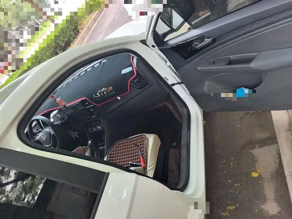 Jetta VS5