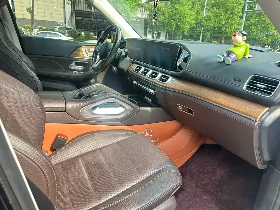 Mercedes-Benz GLS Mercedes-Benz GLS