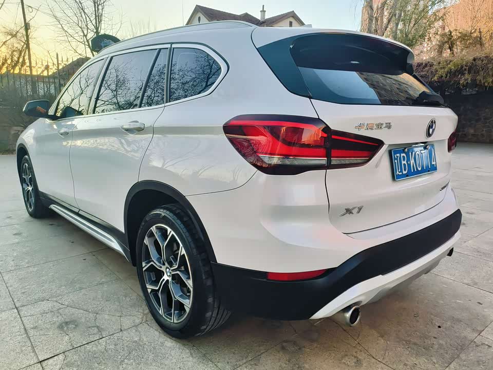 BMW X1