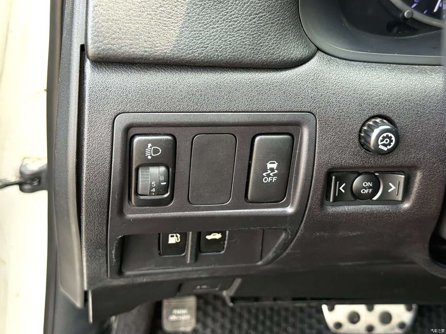 Lexus IS, 2011 6