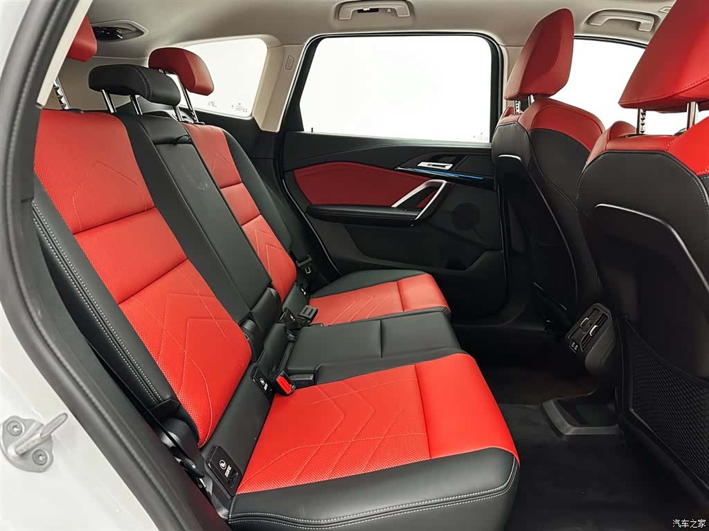 BMW X1, 2024 23