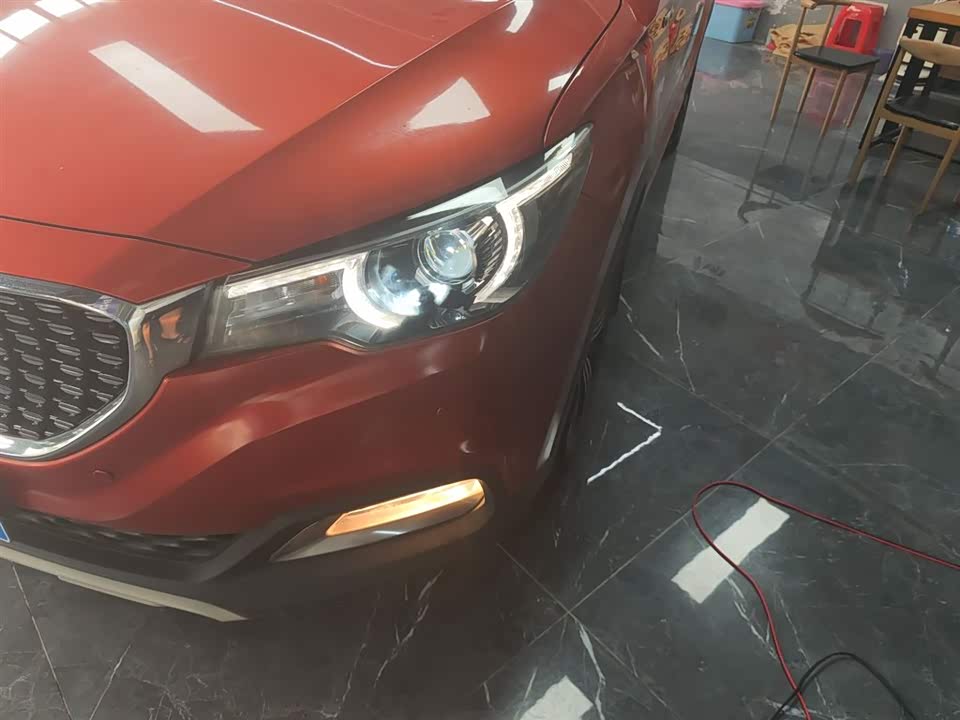MG ZS
