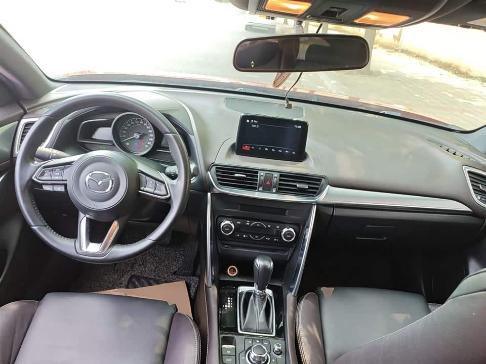 Mazda CX-4