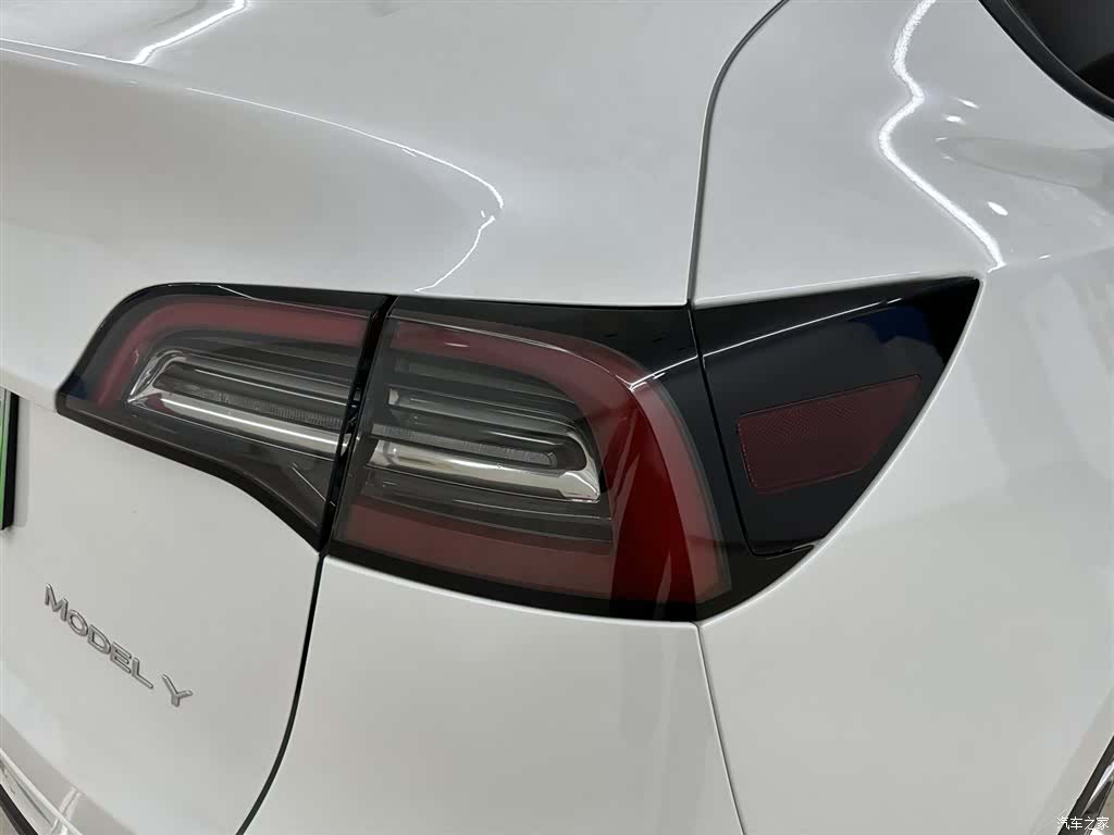Tesla Model Y, 2022 8
