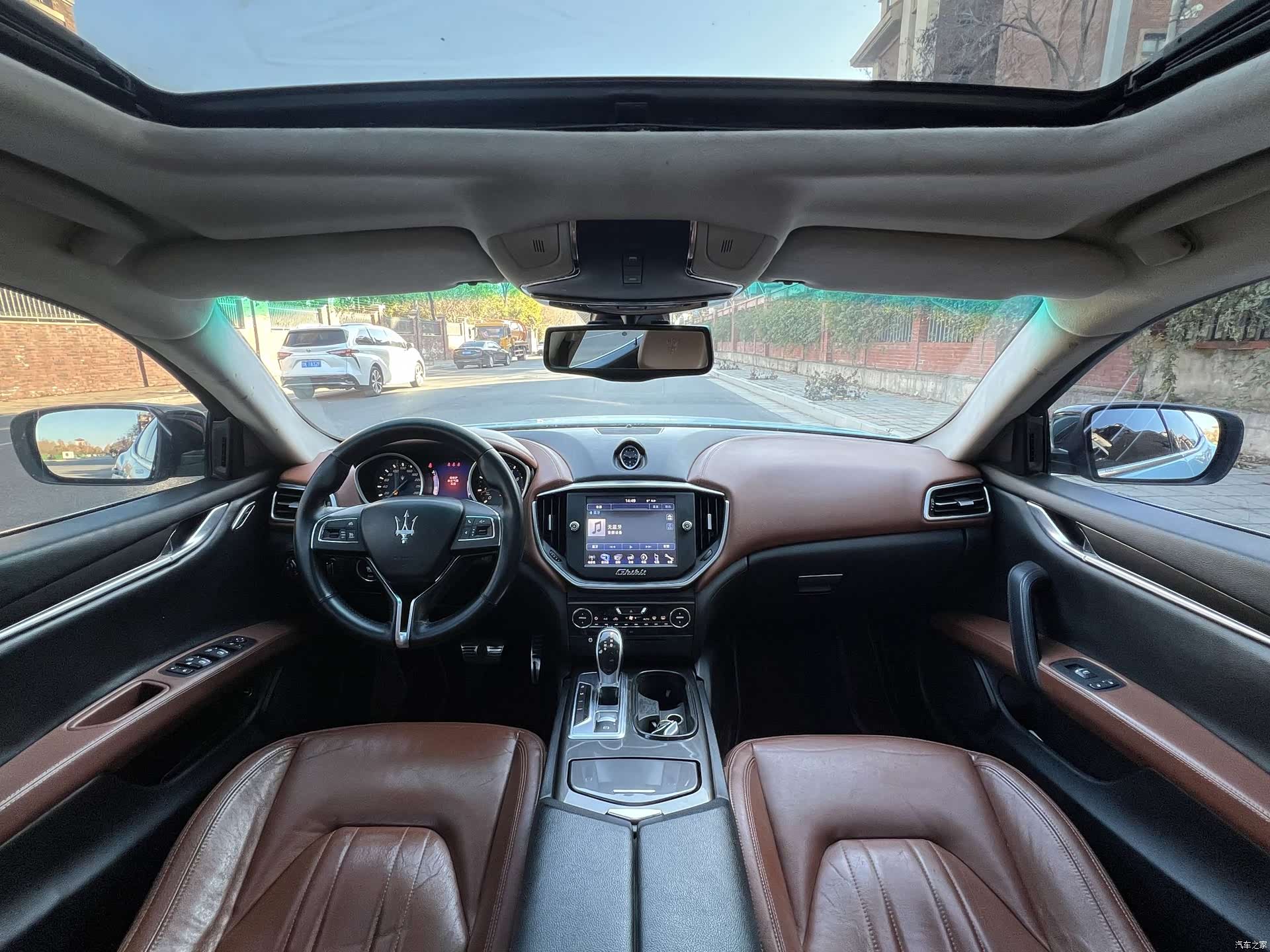 Maserati Ghibli, 2014 6