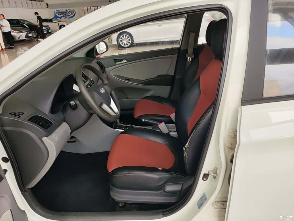 Hyundai GLS, 2017 15