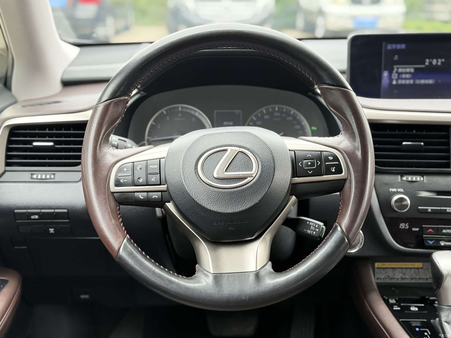 Lexus RX, 2018 10